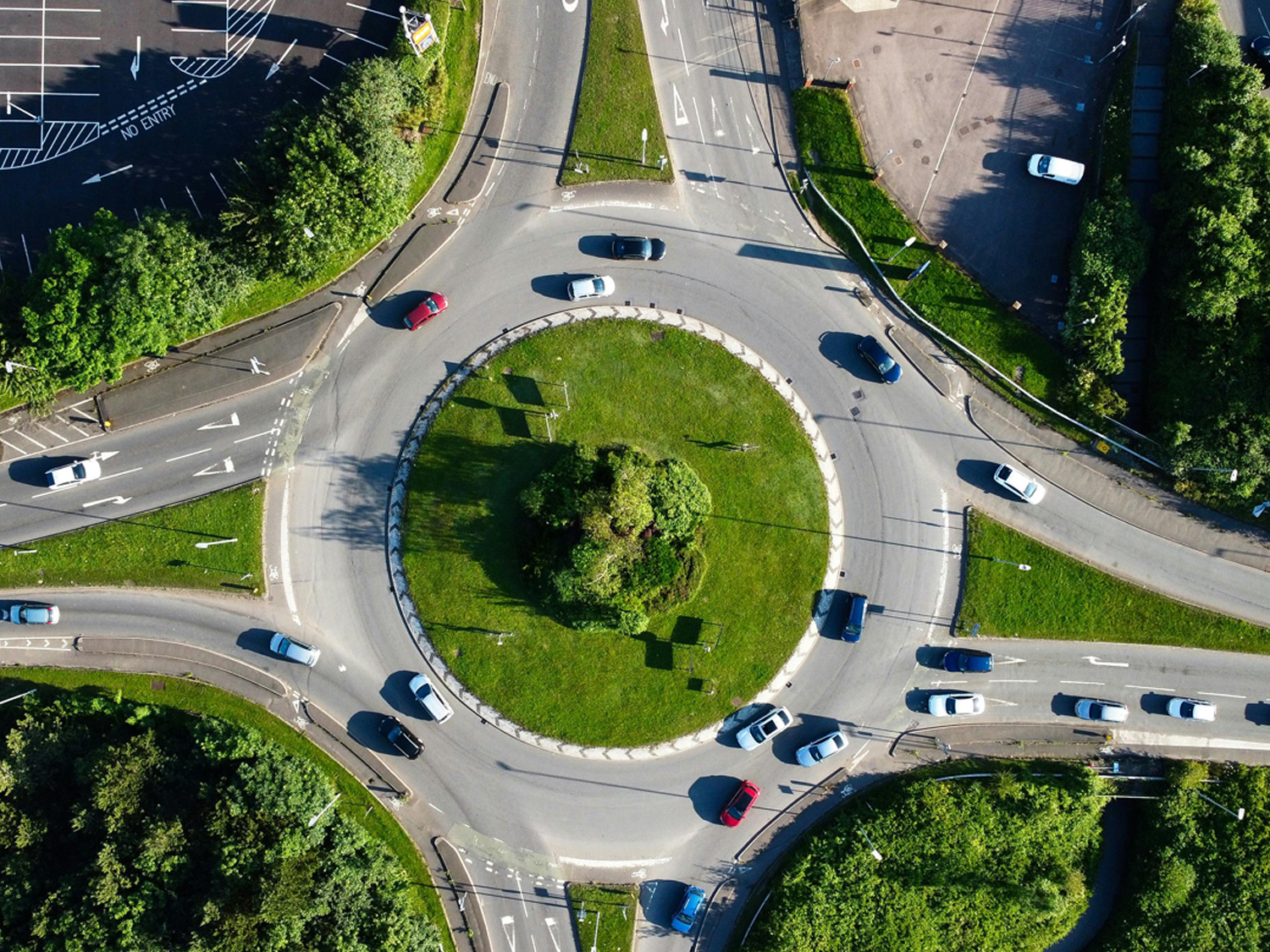 An image of a motorway and a roundabout.